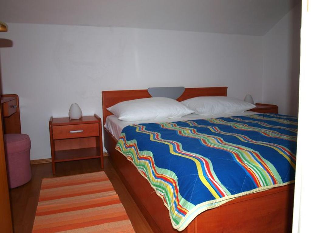 Apartments Mia Postira Rom bilde
