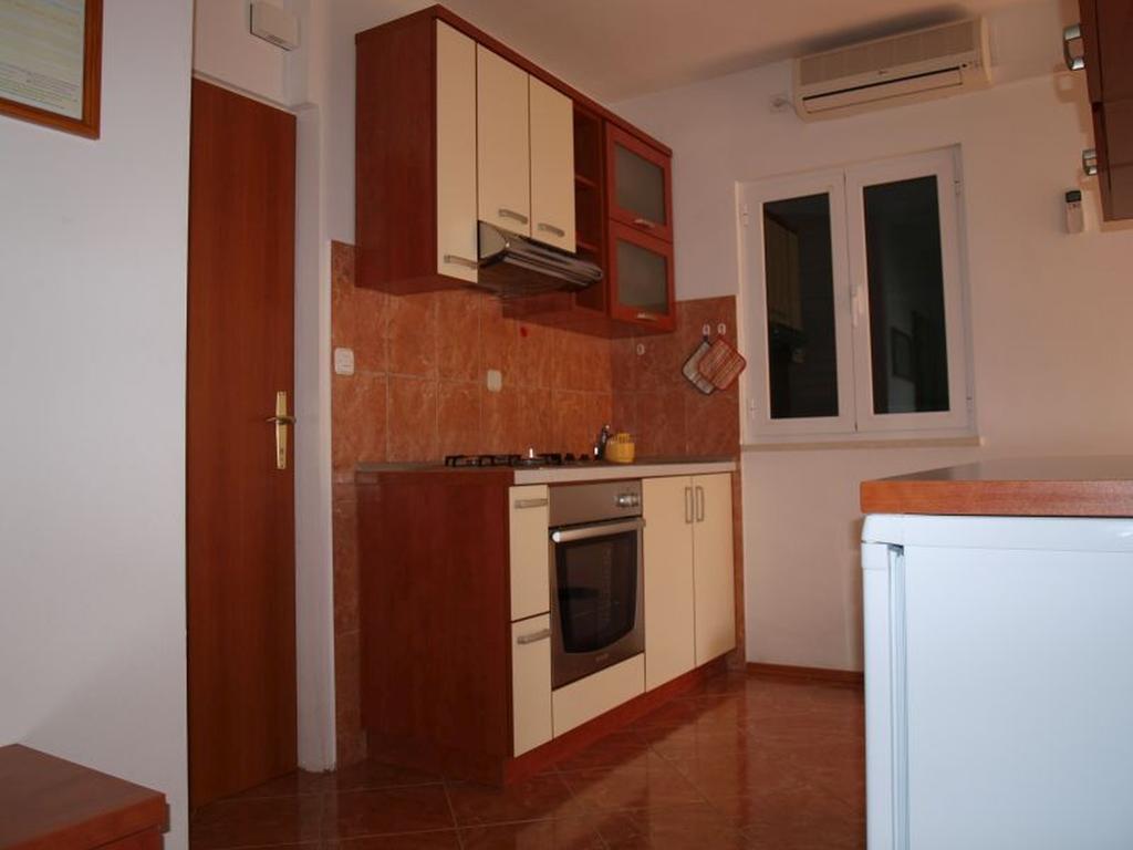 Apartments Mia Postira Rom bilde